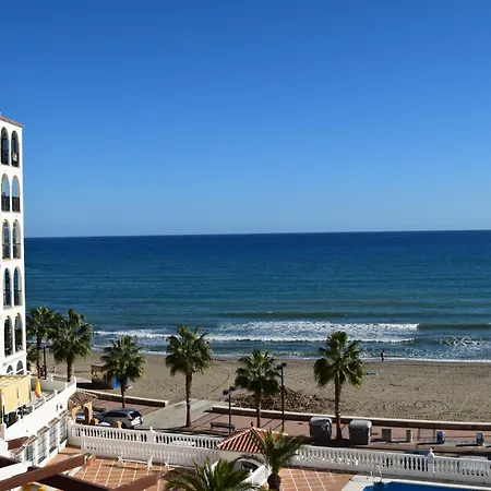 Beachfront Heaven - Carvajal *