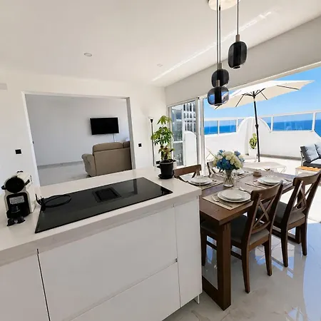 Beachfront Heaven - Carvajal Lejlighed *