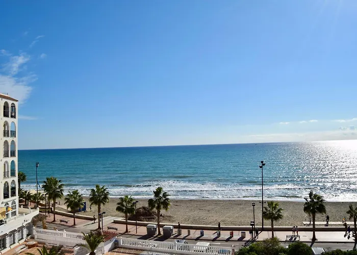 Beachfront Heaven - Carvajal