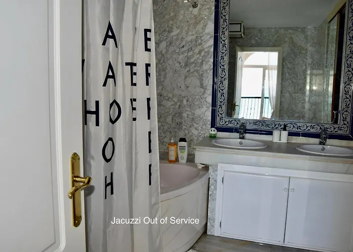 Beachfront Heaven - Carvajal フエンヒロラ