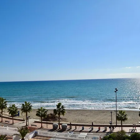 Beachfront Heaven - Carvajal