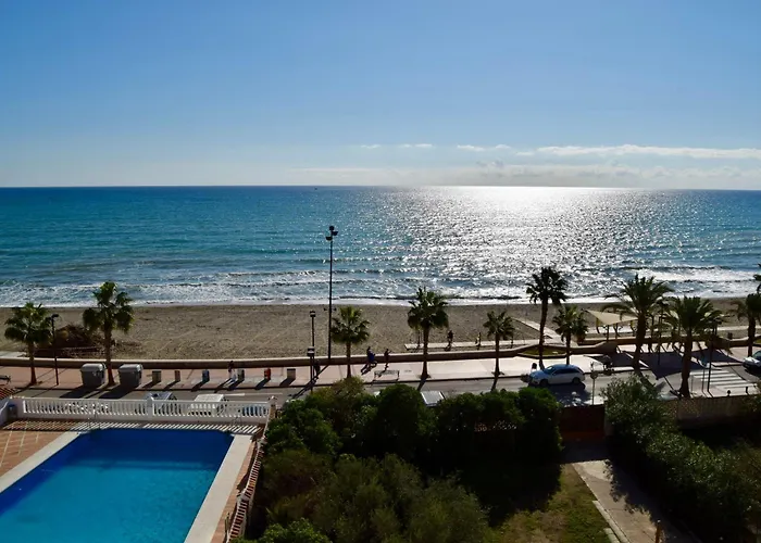 Beachfront Heaven - Carvajal Фуэнхирола